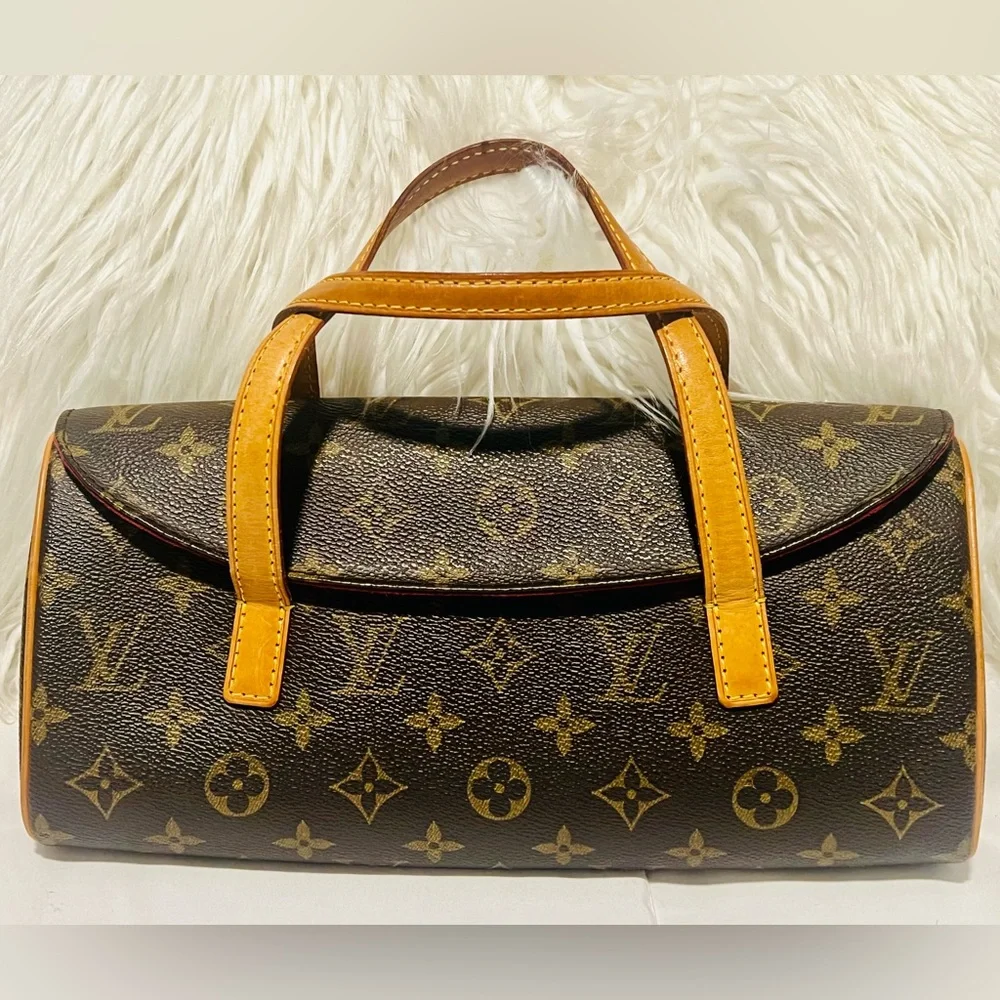 Louis Vuitton Monogram Cylinder Bag in Brown and Tan - Picture 1 of 12